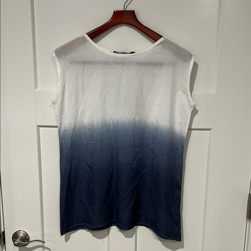 NWT Stillwater Supply Ombre Blue and White Women's Top Sz M